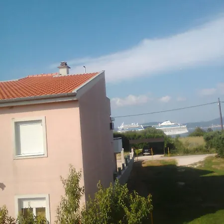 Aurora Apartman